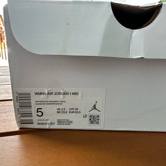 Air Jordan retro 1, Brand New, wmn Sz 5 - Picture 4 of 4